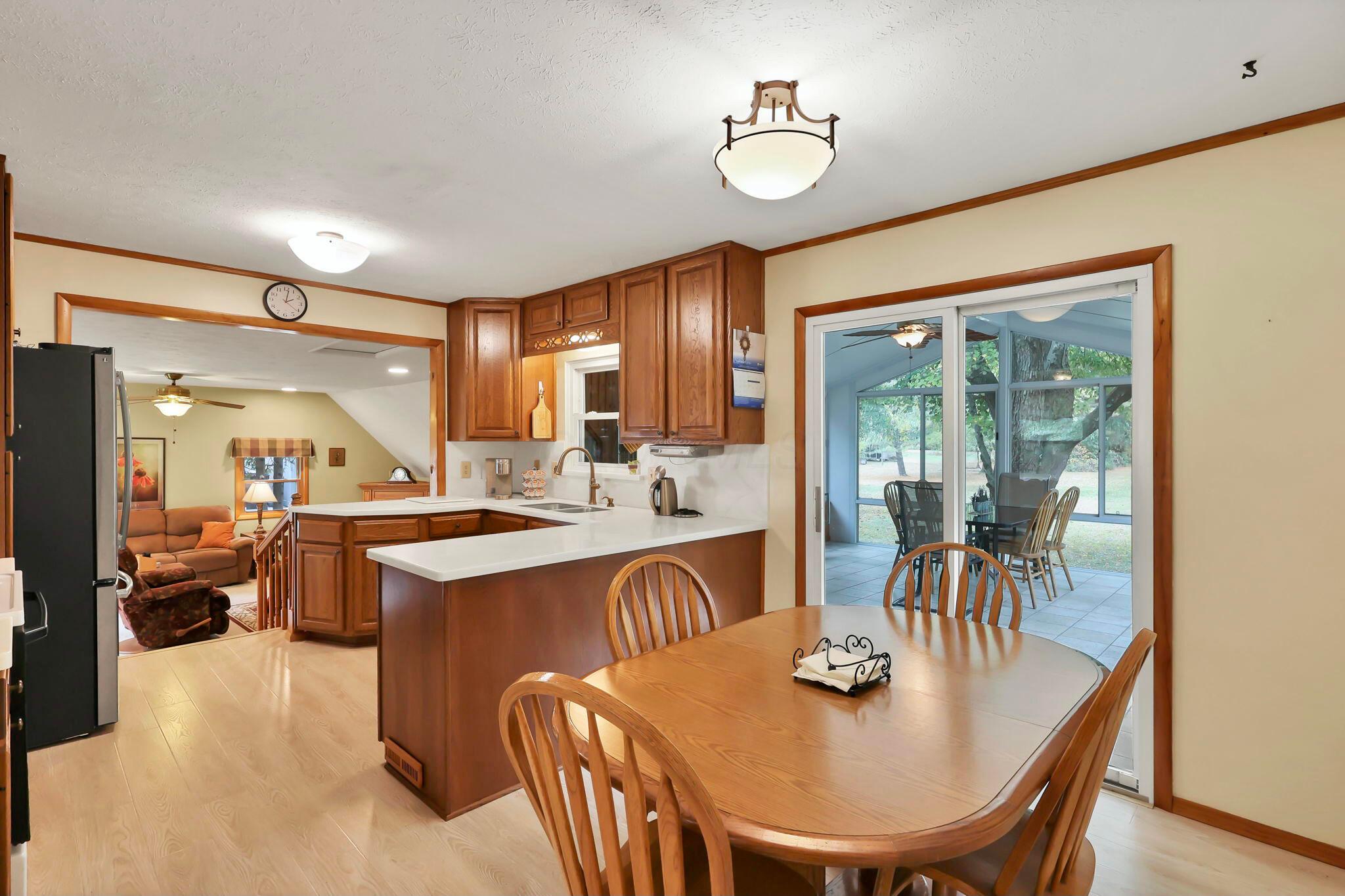 3610 Piatt Road Delaware, OH 43015 - Photo 6 of 53 Kitchen with eating space!