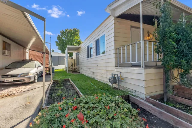 a view of a building with a sink
