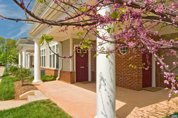 $2,095 | 1316 Silverbell Court, Charlottesville, VA 22903