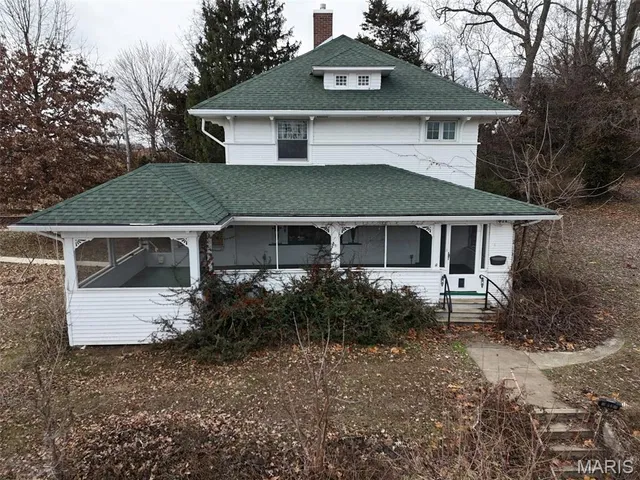 $250,000 | 611 North Section Street, Hannibal, MO 63401