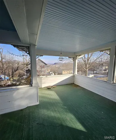 $250,000 | 611 North Section Street, Hannibal, MO 63401