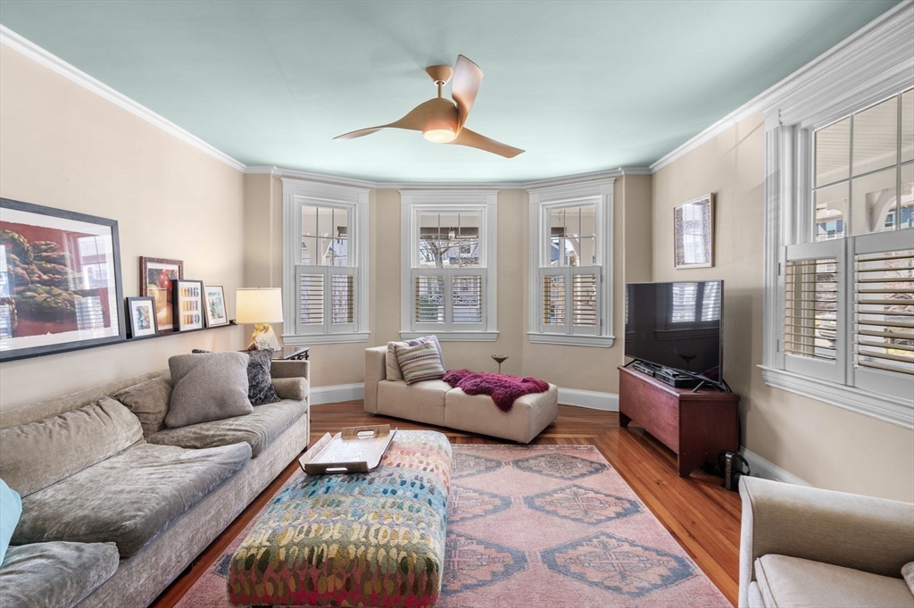 16-18 Wolcott Road, Unit 1 Lynn, MA 01902 - Photo 4 of 42