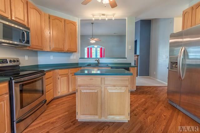 102 Green View Road Moyock, NC 27958 - Photo 3 of 32
