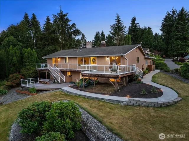 $989,950 | 4115 105th Place Southeast, Everett, WA 98208