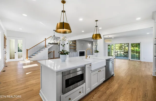 $2,800,000 | 105 Padstow Lane, Lenoir City, TN 37772