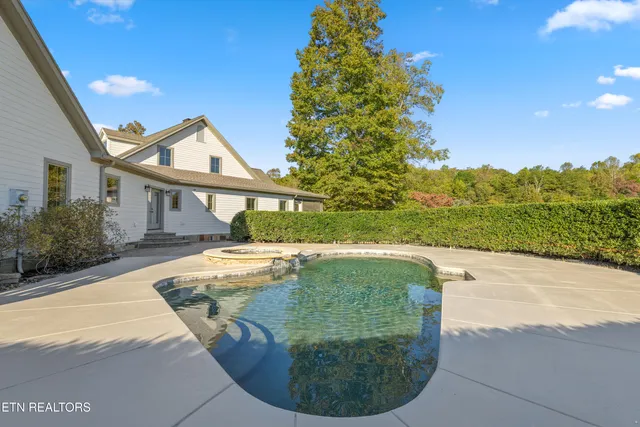 $2,800,000 | 105 Padstow Lane, Lenoir City, TN 37772