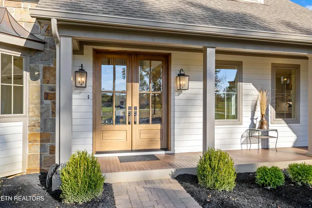 $2,800,000 | 105 Padstow Lane, Lenoir City, TN 37772