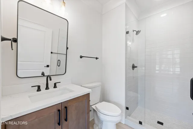 $2,800,000 | 105 Padstow Lane, Lenoir City, TN 37772