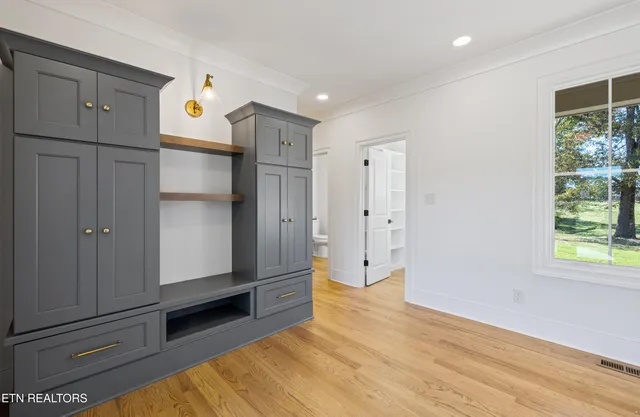 $2,800,000 | 105 Padstow Lane, Lenoir City, TN 37772