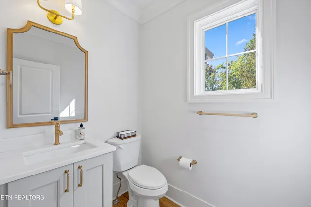 $2,800,000 | 105 Padstow Lane, Lenoir City, TN 37772