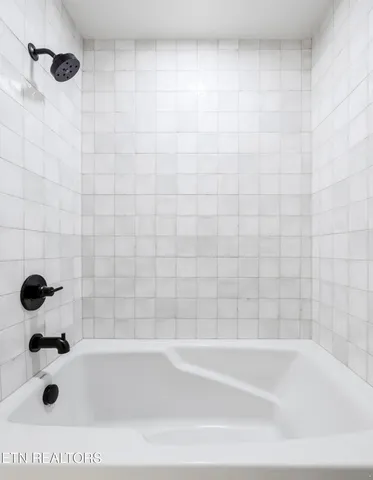 $2,800,000 | 105 Padstow Lane, Lenoir City, TN 37772