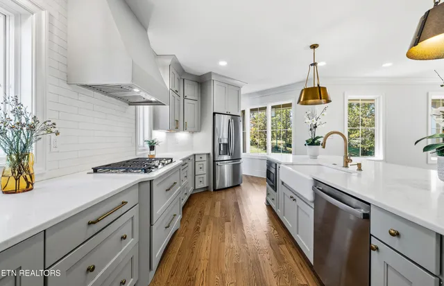 $2,800,000 | 105 Padstow Lane, Lenoir City, TN 37772