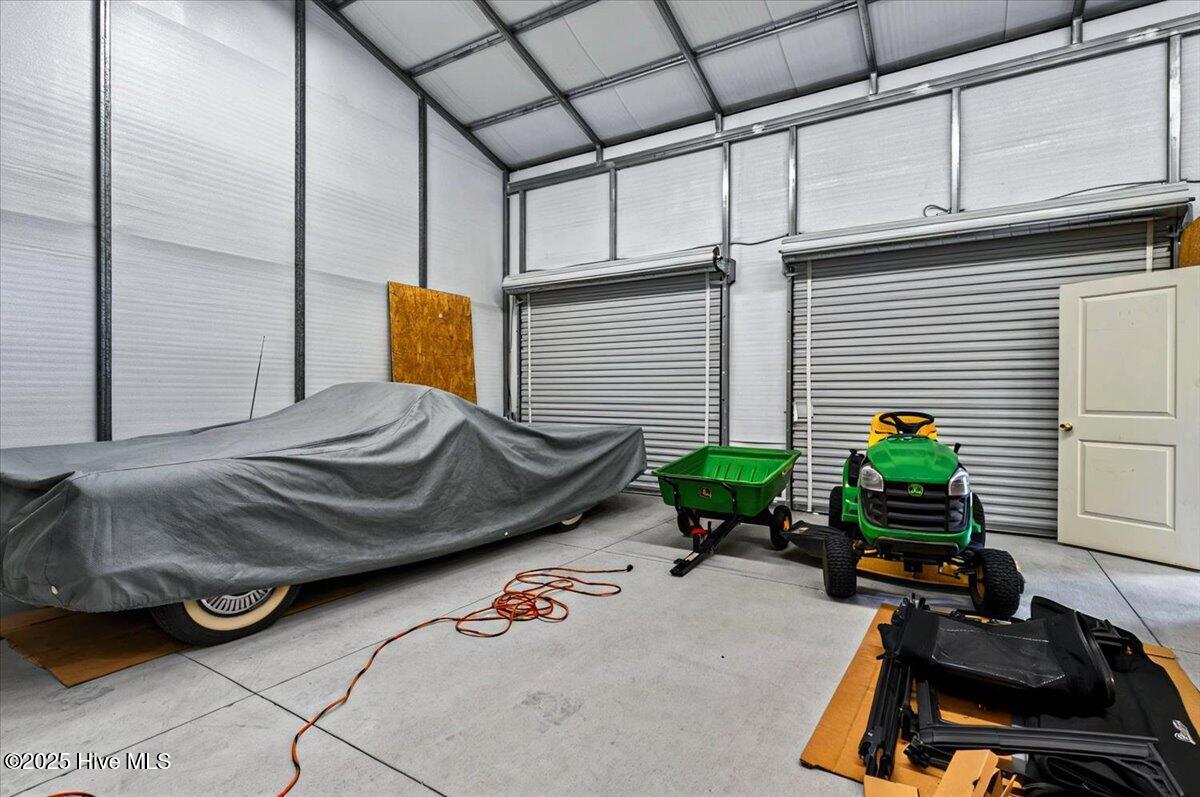 550 Barber Road Southport, NC 28461 - Photo 36 of 64 Garage Interior