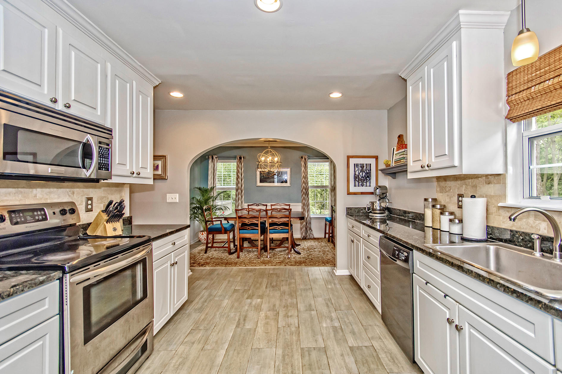 746 Shell Sand Circle Charleston, SC 29412 - Photo 18 of 43 Kitchen