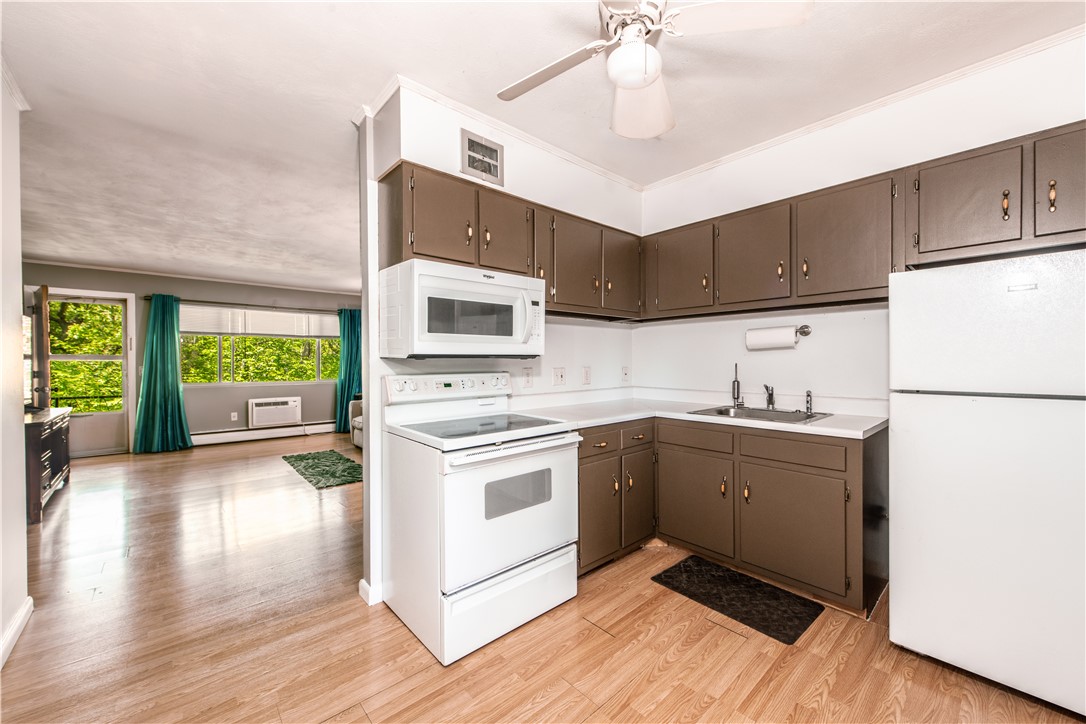 72 West Shore Road, Unit 202 Warwick, RI 02889 - Photo 2 of 19