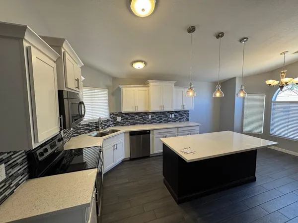 $2,795 | 24 South Willow Creek Street, Chandler, AZ 85225