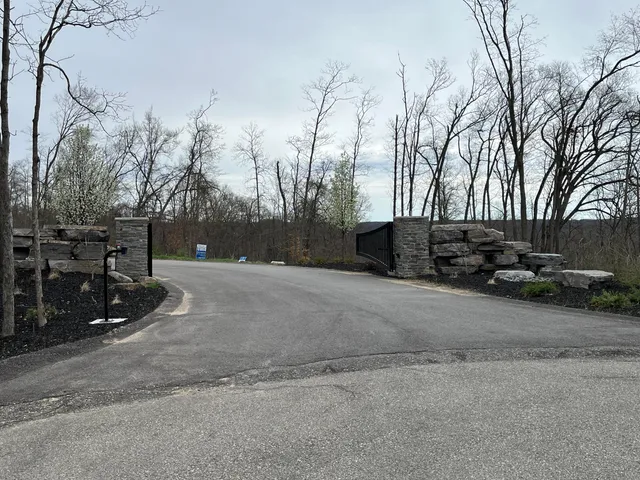 $119,900 | 12845 Triple Oak Drive Northeast, Unit 14, Lowell, MI 49331