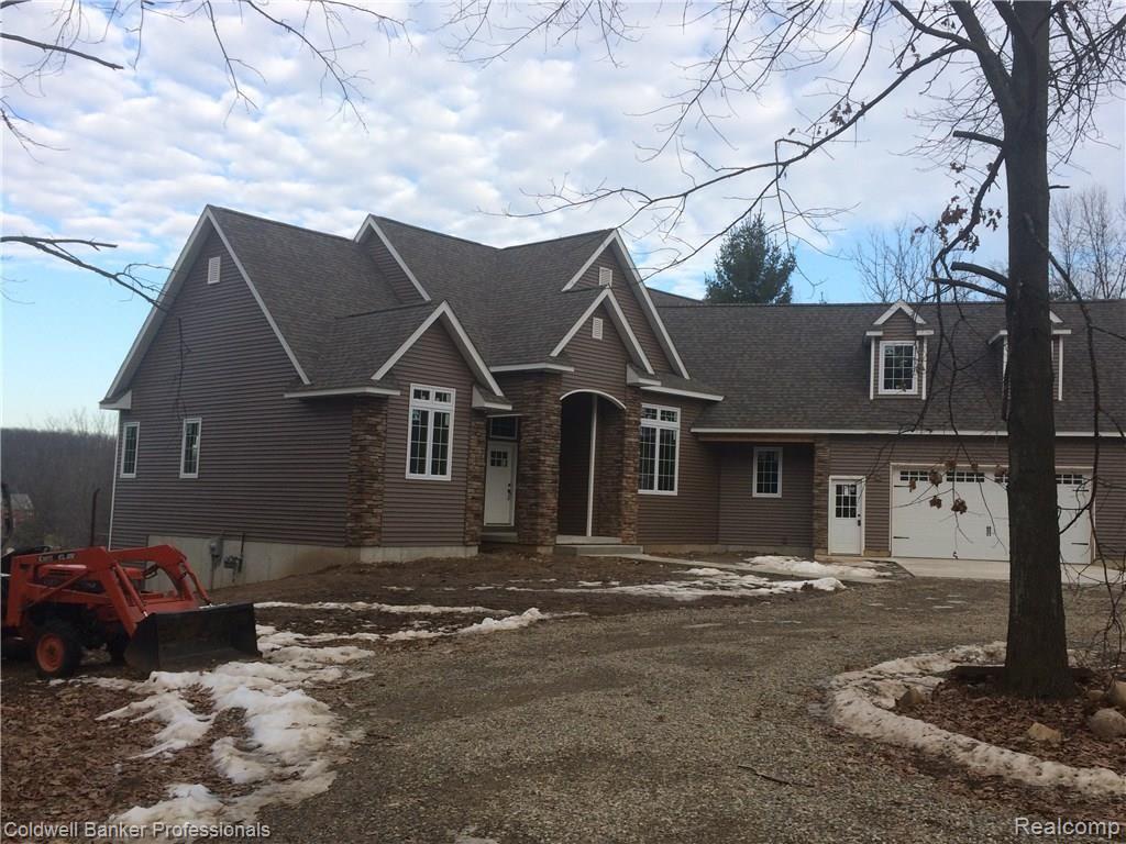2841 Miller Road Metamora, MI 48455 - Photo 2 of 19 IMG_1410.JPG