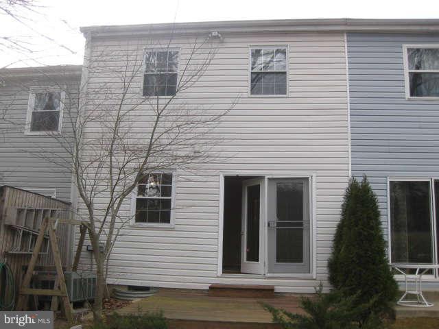 9329 Pan Ridge Road Parkville, MD 21234 - Photo 11 of 13 Exterior (Rear)