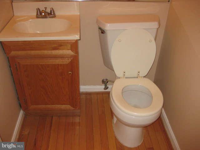 9329 Pan Ridge Road Parkville, MD 21234 - Photo 7 of 13 Bath
