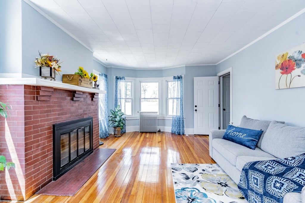 2645 Boston Road Wilbraham, MA 01095 - Photo 7 of 39 Gallery Image 7
