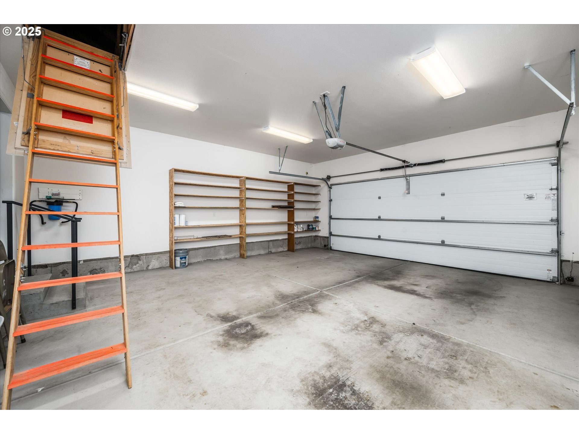 1176 Unity Drive Junction City, OR 97448 - Photo 30 of 44 a view of a room with gym equipment