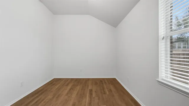 $275,900 | 1529 Cardinal Way, Aubrey, TX 76227