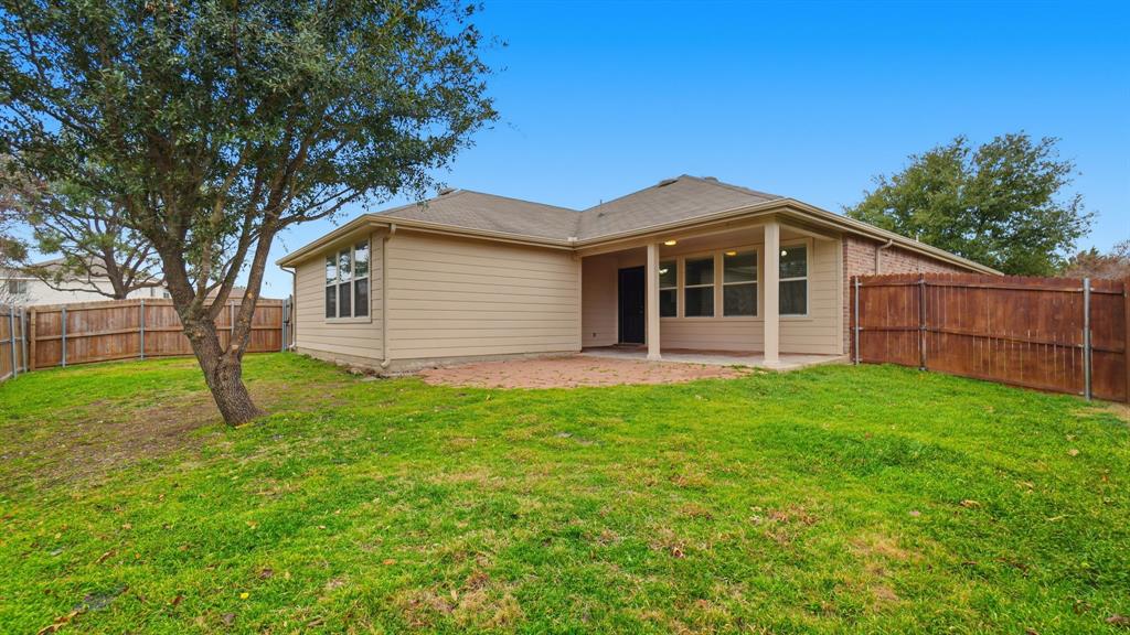 1529 Cardinal Way Aubrey, TX 76227 - Photo 39 of 40