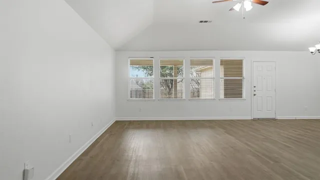 $275,900 | 1529 Cardinal Way, Aubrey, TX 76227