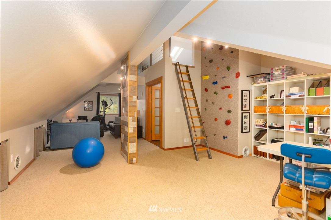 8668 Vinup Road Lynden, WA 98264 - Photo 27 of 40 Gallery Image 27