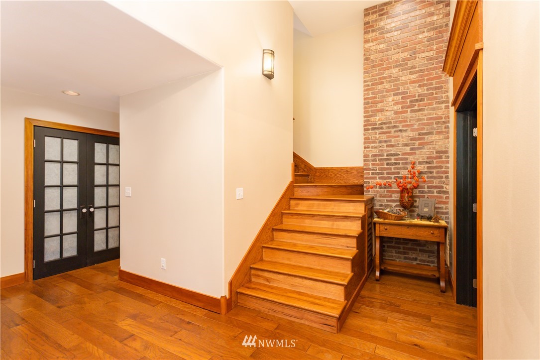 8668 Vinup Road Lynden, WA 98264 - Photo 5 of 40 Gallery Image 5