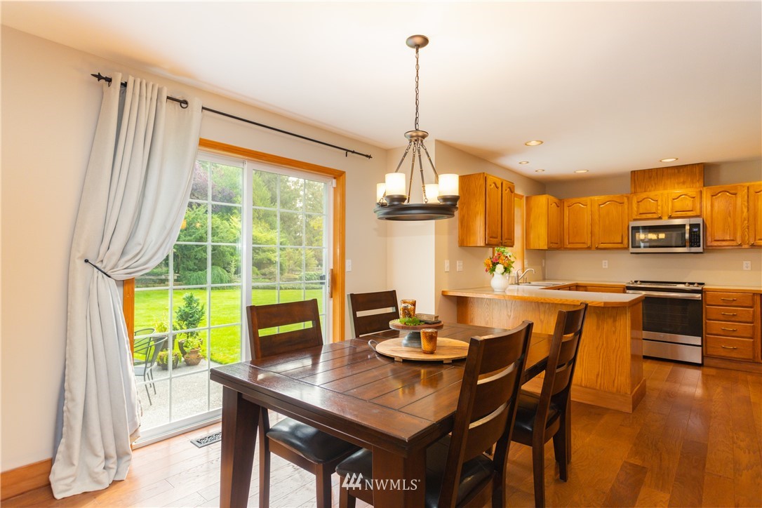 8668 Vinup Road Lynden, WA 98264 - Photo 10 of 40 Gallery Image 10
