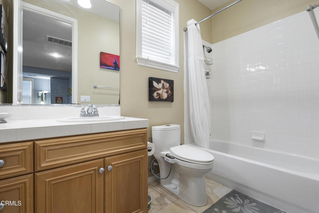 1423 Caspian Way Oxnard, CA 93035 - Photo 12 of 43