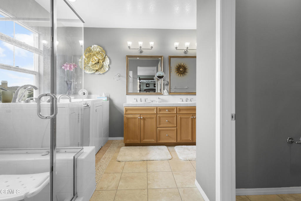 1423 Caspian Way Oxnard, CA 93035 - Photo 19 of 43