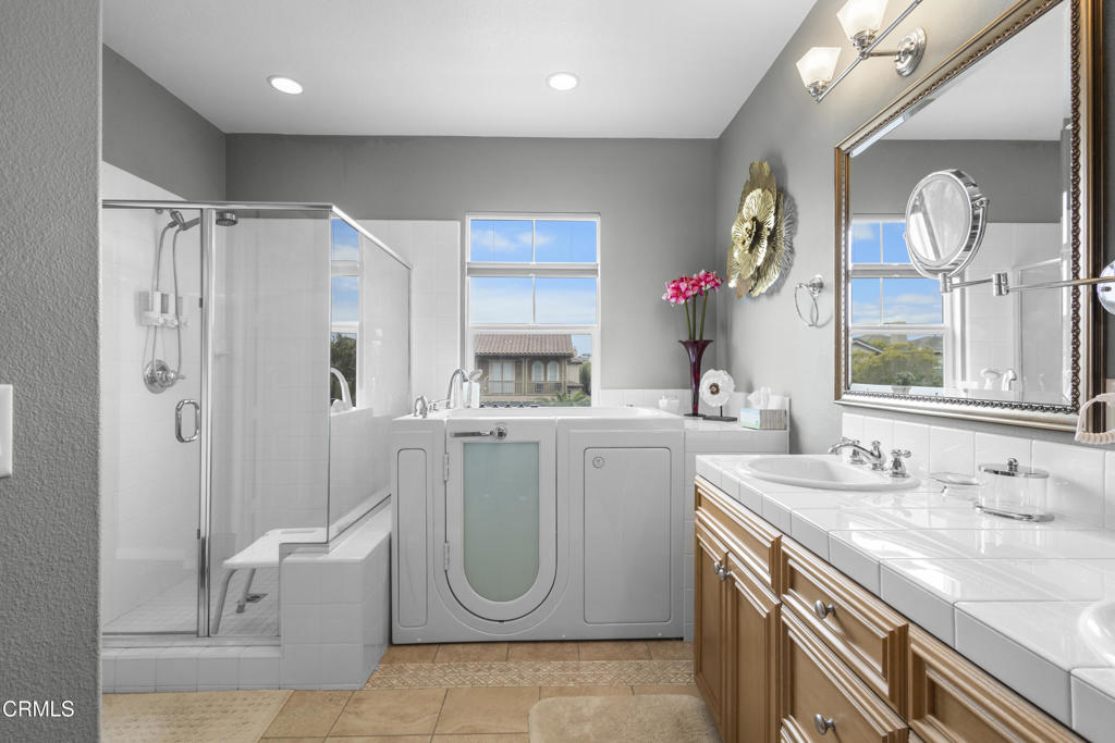 1423 Caspian Way Oxnard, CA 93035 - Photo 21 of 43