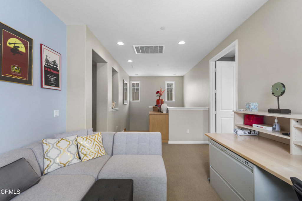 1423 Caspian Way Oxnard, CA 93035 - Photo 24 of 43