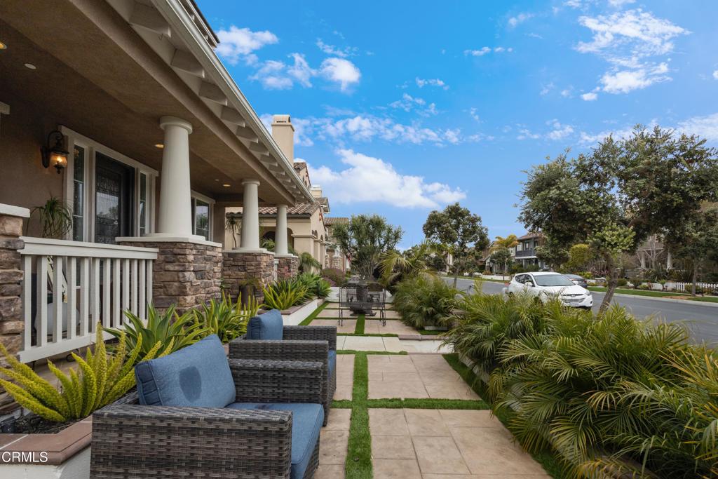 1423 Caspian Way Oxnard, CA 93035 - Photo 33 of 43