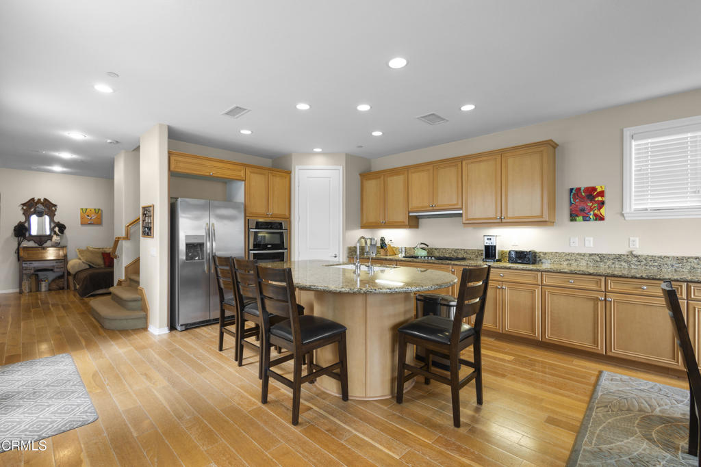 1423 Caspian Way Oxnard, CA 93035 - Photo 4 of 43