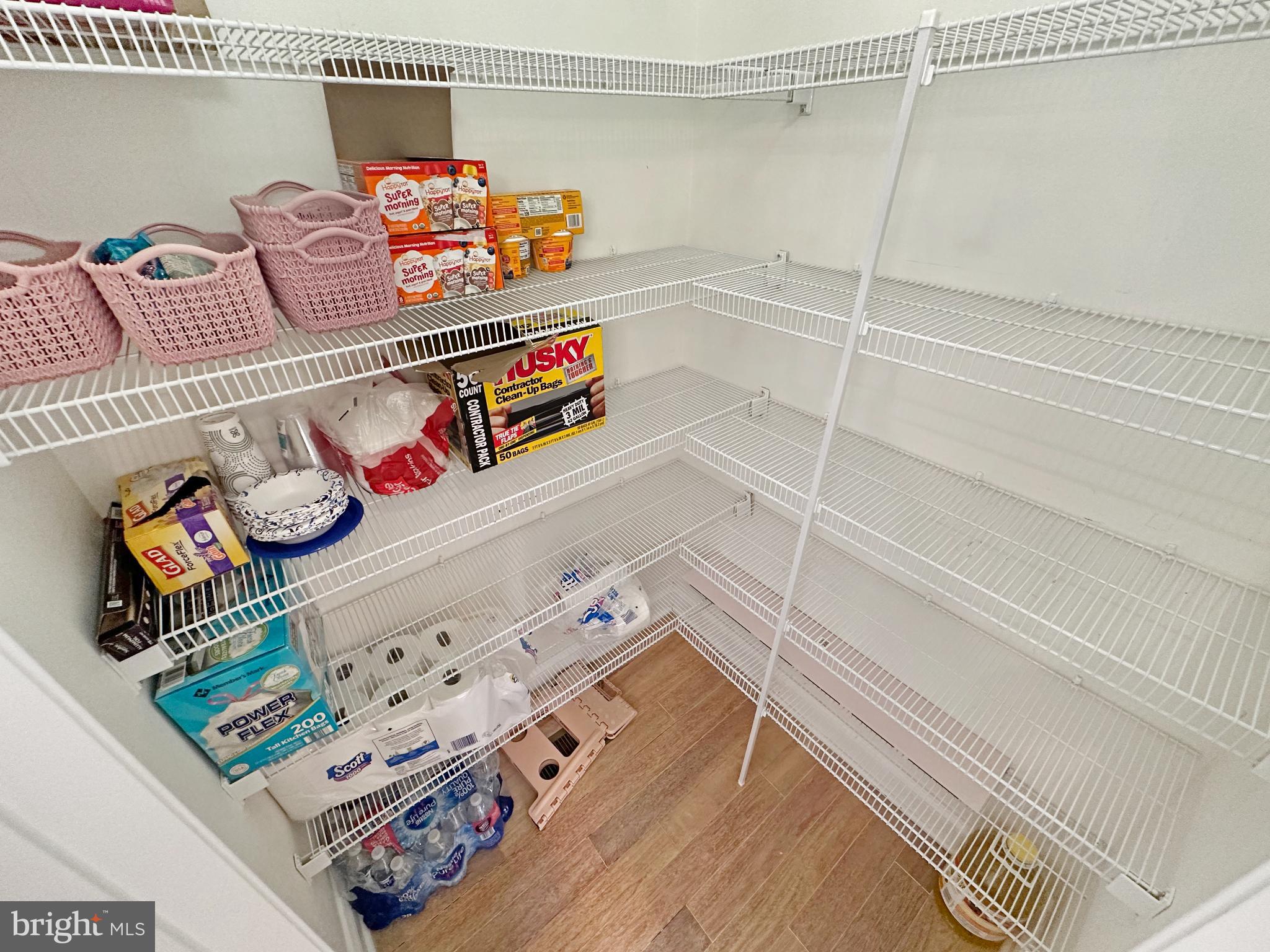 504 Teak Road Crownsville, MD 21032 - Photo 30 of 94 Walk-In Pantry