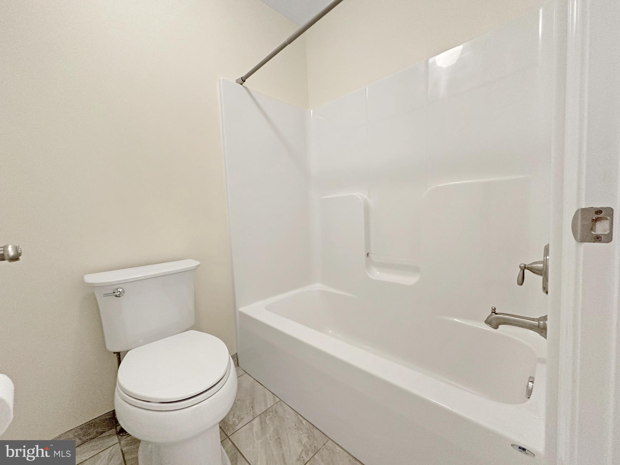 504 Teak Road Crownsville, MD 21032 - Photo 51 of 94 Shower / Tub