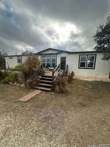 $299,900 | 1253 Cr 428, Uvalde, TX 78801