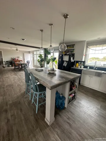 $299,900 | 1253 Cr 428, Uvalde, TX 78801