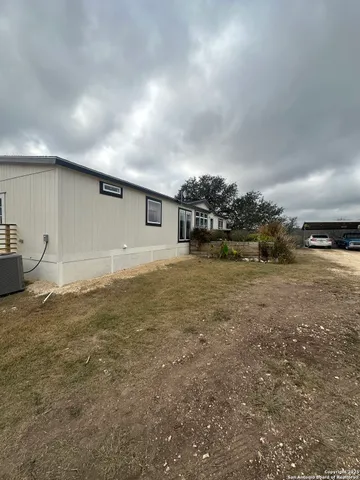 $299,900 | 1253 Cr 428, Uvalde, TX 78801