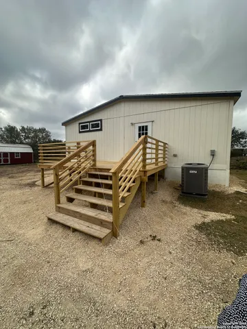 $299,900 | 1253 Cr 428, Uvalde, TX 78801