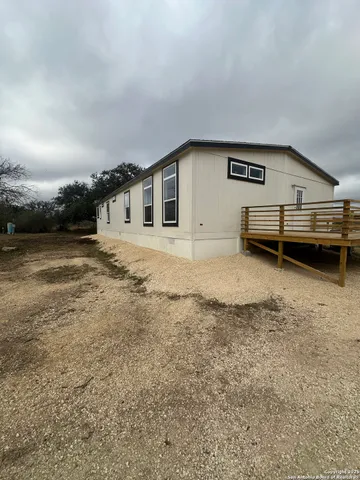 $299,900 | 1253 Cr 428, Uvalde, TX 78801