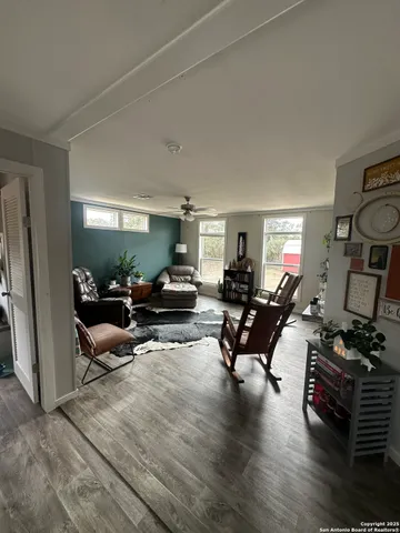 $299,900 | 1253 Cr 428, Uvalde, TX 78801