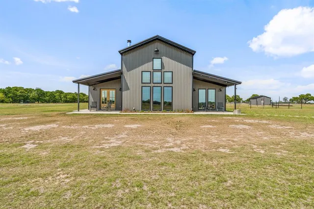 $915,000 | 1400 Lacy Drive, Lipan, TX 76462