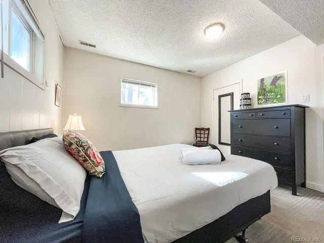 $1,575 | 418 North Baldwin Street, Woodland Park, CO 80863