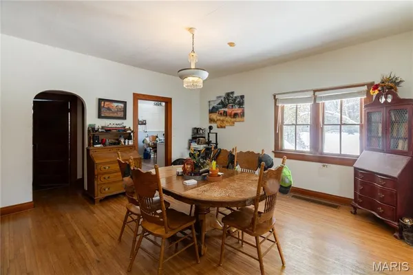 $227,500 | 659 East Pine Street, Bourbon, MO 65441