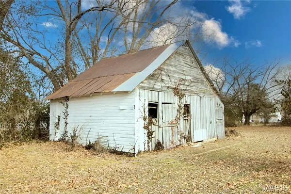 $227,500 | 659 East Pine Street, Bourbon, MO 65441